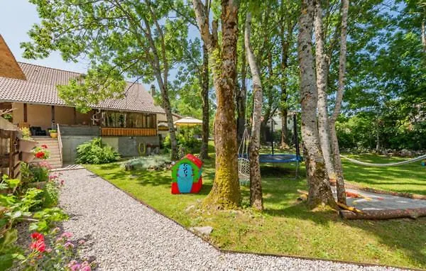 Lika Mazini * Gračac